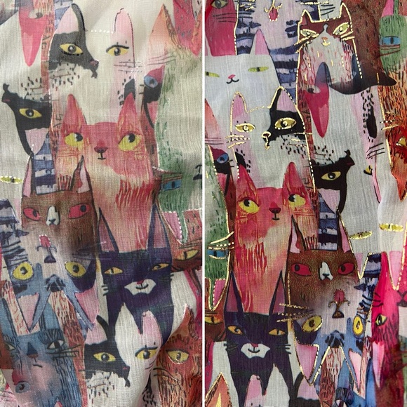 🐈‍⬛🌟Fantastic Cats Ensemble Scarf Oulined in Metallic Gold | 29”W x 70”L - Picture 15 of 17